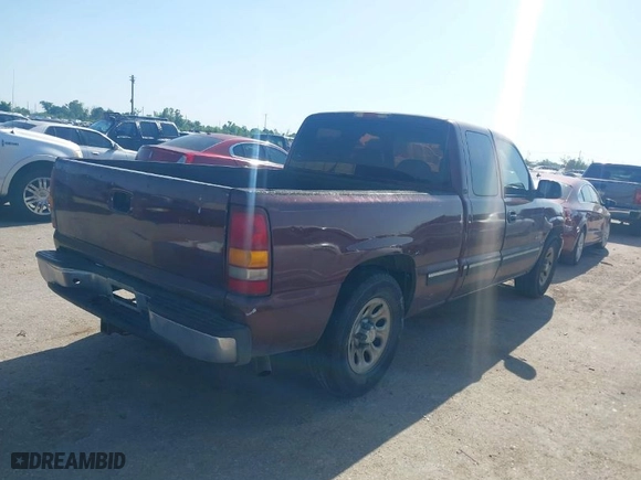 2001 Chevrolet Silverado 1500 LS with VIN 2GCEC19V211284027, listed as a IAAI auction lot 41994056 with 172,947 mi miles. Bid and sale history available at carsss.com. Image 4.
