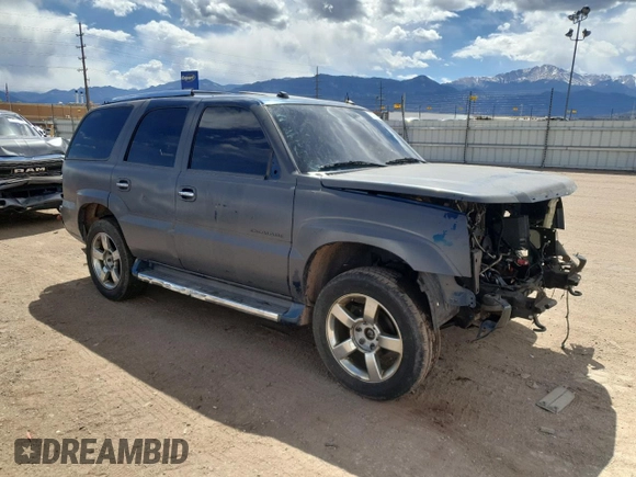 2005 Cadillac Escalade z VIN 1GYEK63N15R156958, wystawiony jako Copart lot #55286165 z przebiegiem Nie podano mil oraz Czysty tytuł • Clean title. Historia ofert i sprzedaży dostępna na DreamBid. Obrazek 4.