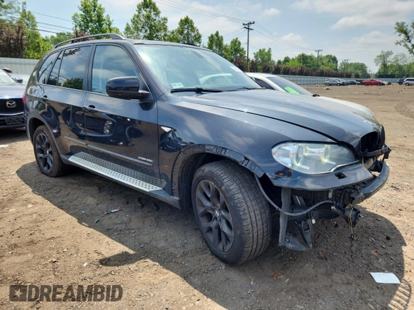 2012 BMW X5 35i with VIN 5UXZV4C5XCL765757, listed as a Copart auction lot 64497535 with 178,836 mi miles and Salvage title. Bid and sale history available at DreamBid. Image 4.