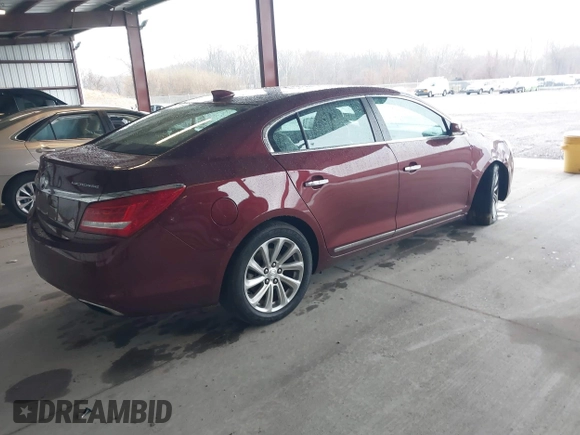2015 Buick LaCrosse Leather with VIN 1G4GB5G31FF153803, listed as a IAAI auction lot 41814396 with 111,356 mi miles. Bid and sale history available at carsss.com. Image 4.