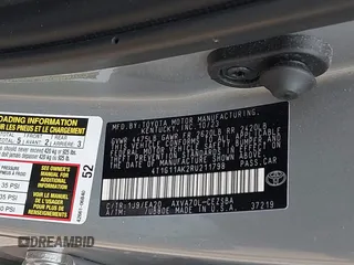 2024 Toyota Camry SE z VIN 4T1G11AK2RU211798, wystawiony jako IAAI lot #41613966 z przebiegiem 32 689 mil mil oraz . Historia ofert i sprzedaży dostępna na DreamBid. Obrazek 9.