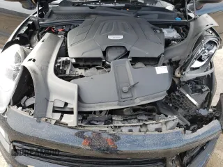 2019 Porsche Cayenne z VIN WP1AA2AY8KDA00789, wystawiony jako Copart lot #68415952 z przebiegiem 34 582 mil mil oraz . Historia ofert i sprzedaży dostępna na DreamBid. Obrazek 13.