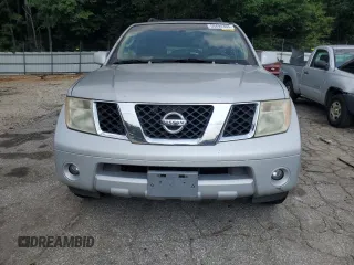 2006 Nissan Pathfinder SE z VIN 5N1AR18U66C613444, wystawiony jako Copart lot #59494365 z przebiegiem 218 903 mil mil oraz Czysty tytuł • Clean title. Historia ofert i sprzedaży dostępna na DreamBid. Obrazek 5.