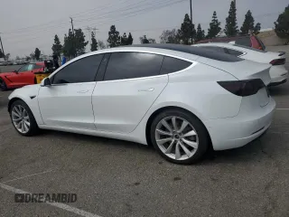 2018 Tesla Model 3 Long Range Battery z VIN 5YJ3E1EA5JF053673, wystawiony jako Copart lot #53091445 z przebiegiem 60 849 mil mil oraz Szkoda całkowita • Salvage title. Historia ofert i sprzedaży dostępna na DreamBid. Obrazek 2.