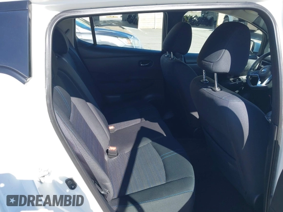 2019 Nissan LEAF SV z VIN 1N4AZ1CP0KC305899, wystawiony jako IAAI lot #41746355 z przebiegiem 31 703 mil mil oraz . Historia ofert i sprzedaży dostępna na DreamBid. Obrazek 8.