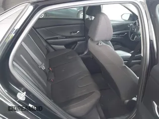 2022 Hyundai Elantra SEL z VIN KMHLM4AG5NU353950, wystawiony jako IAAI lot #42163270 z przebiegiem 30 362 mil mil oraz . Historia ofert i sprzedaży dostępna na DreamBid. Obrazek 8.