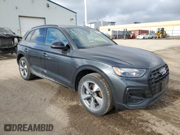 2024 Audi Q5 Komfort with VIN WA1AAAFY4R2109142, listed as a Copart auction lot 84029244 with 28 mi miles and Non Repairable. Bid and sale history available at carsss.com. Image 4.
