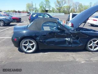 2007 BMW Z4 3.0si with VIN 4USBU53567LX02991, listed as a IAAI auction lot 41990352 with 86,329 mi miles. Bid and sale history available at carsss.com. Image 6.