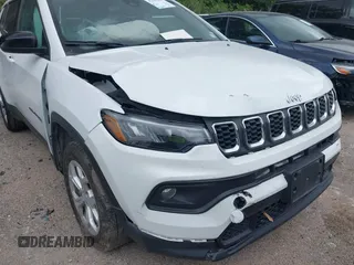 2024 Jeep Compass Latitude with VIN 3C4NJDBN9RT100598, listed as a IAAI auction lot 42541564 with 25,447 mi miles and . Bid and sale history available at DreamBid. Image 6.