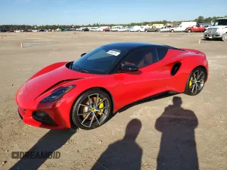 2024 Lotus Emira First Edition z VIN SCCLEKAX7RHB12137, wystawiony jako Copart lot #41454275 z przebiegiem Nie podano mil oraz Nie do naprawy. Historia ofert i sprzedaży dostępna na DreamBid. Obrazek 1.