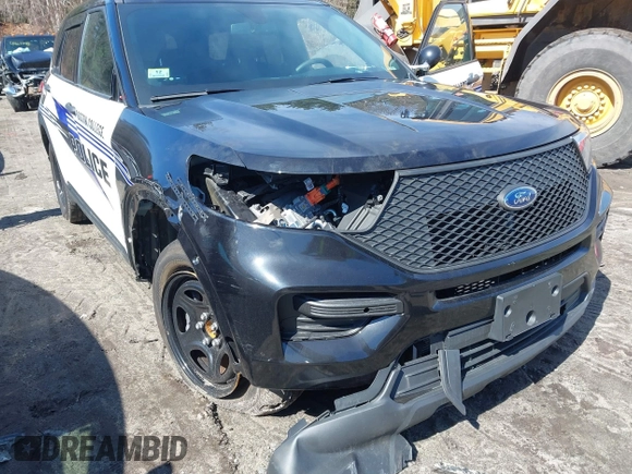 2022 Ford Police Interceptor Utility z VIN 1FM5K8AW4NNA02325, wystawiony jako IAAI lot #41584597 z przebiegiem 24 349 mil mil oraz . Historia ofert i sprzedaży dostępna na DreamBid. Obrazek 6.