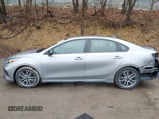 2023 Kia Forte GT-Line with VIN 3KPF54AD6PE581350, listed as a IAAI auction lot 41959138 with 29,481 mi miles. Bid and sale history available at carsss.com. Image 15.