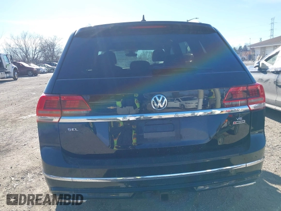 2019 Volkswagen Atlas SEL R-Line z VIN 1V2RR2CA6KC509913, wystawiony jako IAAI lot #41410198 z przebiegiem 97 681 mil mil oraz . Historia ofert i sprzedaży dostępna na DreamBid. Obrazek 16.