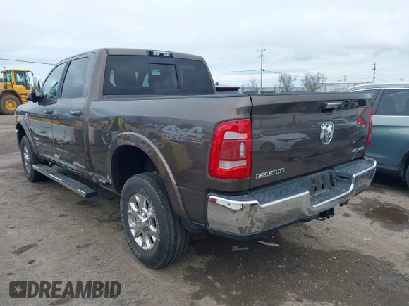 2020 Ram 2500 Laramie z VIN 3C6UR5FL5LG249102, wystawiony jako IAAI lot #41414195 z przebiegiem 42 044 mil mil oraz . Historia ofert i sprzedaży dostępna na DreamBid. Obrazek 3.