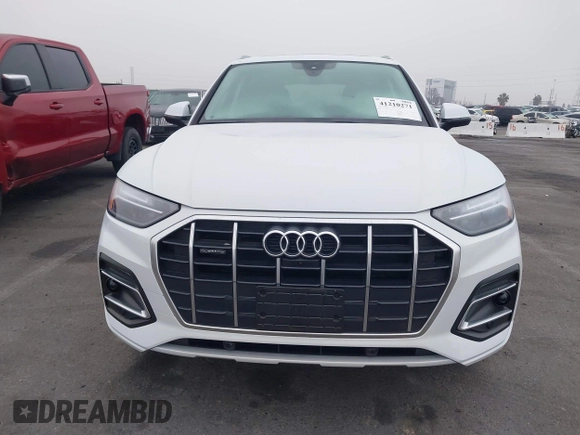 2024 Audi Q5 Premium Plus z VIN WA1BBAFY9R2044435, wystawiony jako IAAI lot #41210271 z przebiegiem 8 906 mil mil oraz . Historia ofert i sprzedaży dostępna na DreamBid. Obrazek 12.