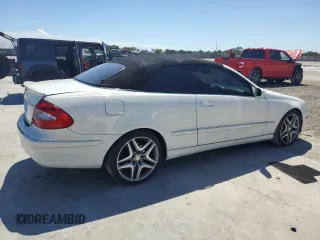 2007 Mercedes-Benz CLK 350 z VIN WDBTK56FX7F227945, wystawiony jako Copart lot #49600025 z przebiegiem 174 781 mil mil oraz Szkoda całkowita • Salvage title. Historia ofert i sprzedaży dostępna na DreamBid. Obrazek 3.