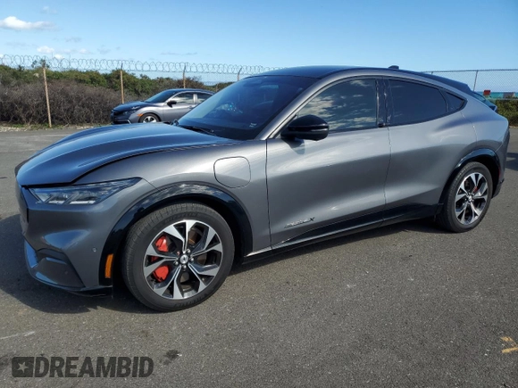2021 Ford Mustang Mach-E Premium с VIN 3FMTK3R79MMA09609, выставлен на аукционе Copart как лот 46721145 с пробегом 58 555 миль миль и Чистый • Clean title. История ставок и продаж доступна на DreamBid. Изображение 1.