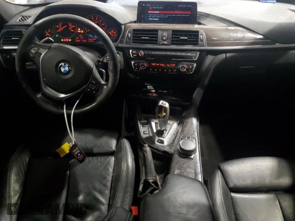 2018 BMW 3 Series 330e iPerformance with VIN WBA8E1C56JA159633, listed as a Copart auction lot 45280275 with 113,997 mi miles and Salvage Title. Bid and sale history available at carsss.com. Image 8.
