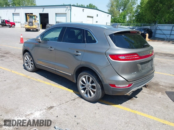 2017 Lincoln MKC Select with VIN 5LMCJ2D9XHUL46424, listed as a IAAI auction lot 42363939 with Not provided miles and . Bid and sale history available at DreamBid. Image 3.