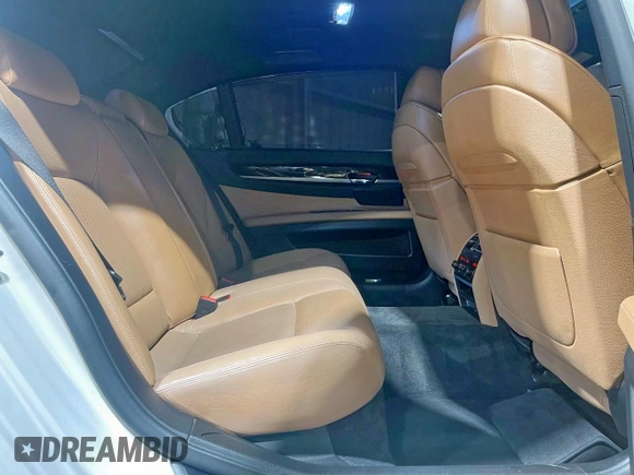 2010 BMW 7 Series 750Li с VIN WBAKB8C58ACY64395, выставлен на аукционе Copart как лот 59821335 с пробегом 137 375 миль миль и Списание • Salvage title. История ставок и продаж доступна на DreamBid. Изображение 6.