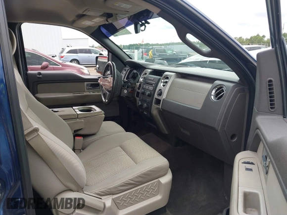 2010 Ford F-150 XL with VIN 1FTEW1C82AKE63887, listed as a IAAI auction lot 40321722 with 240,346 mi miles. Bid and sale history available at carsss.com. Image 5.