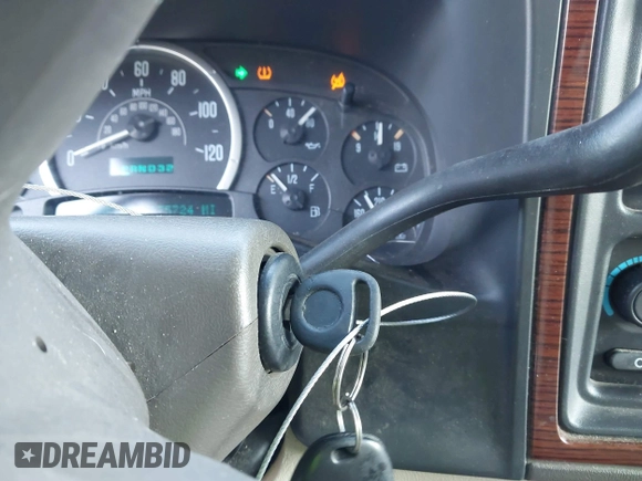 2004 Cadillac Escalade z VIN 1GYEC63T64R231552, wystawiony jako IAAI lot #41428401 z przebiegiem 275 724 mil mil oraz . Historia ofert i sprzedaży dostępna na DreamBid. Obrazek 11.