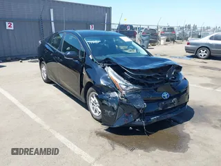 2016 Toyota Prius Four z VIN JTDKARFU7G3017018, wystawiony jako IAAI lot #42224376 z przebiegiem 74 136 mil mil oraz . Historia ofert i sprzedaży dostępna na DreamBid. Obrazek 1.