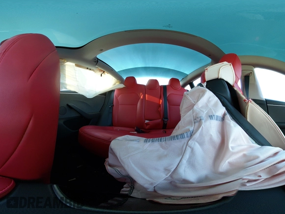 2024 Tesla Model 3 z VIN 5YJ3E1EA8RF728301, wystawiony jako IAAI lot #41865709 z przebiegiem 35 791 mil mil oraz . Historia ofert i sprzedaży dostępna na DreamBid. Obrazek 17.