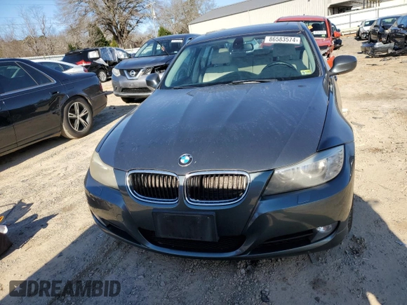 2011 BMW 3 Series 328i xDrive with VIN WBAPK7G59BNN49279, listed as a Copart auction lot 86583574 with 195,811 mi miles and Salvage Title. Bid and sale history available at carsss.com. Image 5.