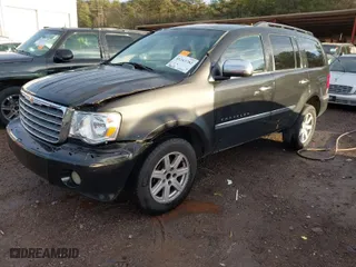 2007 Chrysler Aspen Limited with VIN 1A8HX58P97F504043, listed as a IAAI auction lot 41263782 with 366,605 mi miles. Bid and sale history available at carsss.com. Image 2.