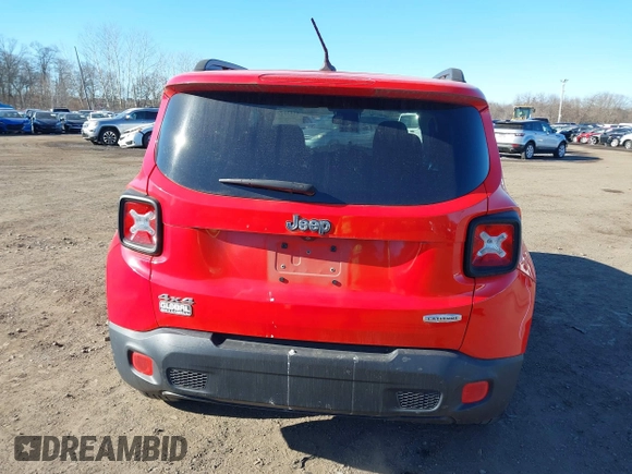 2017 Jeep Renegade Latitude with VIN ZACCJBBB2HPF91832, listed as a IAAI auction lot 41432771 with 32,601 mi miles. Bid and sale history available at carsss.com. Image 16.