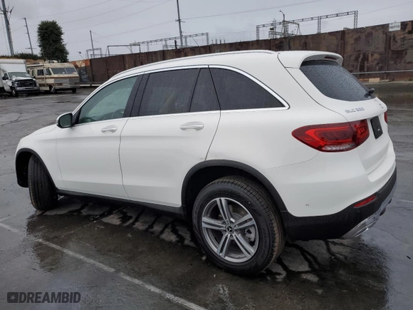 2021 Mercedes-Benz GLC with VIN W1N0G8DB0MV320488, listed as a Copart auction lot 48013105 with 24,458 mi miles and Salvage Title. Bid and sale history available at carsss.com. Image 2.