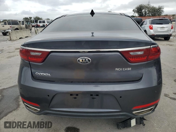 2017 Kia Cadenza Premium with VIN KNALC4J18H5089976, listed as a Copart auction lot 85699714 with 43,222 mi miles and Clean Title. Bid and sale history available at carsss.com. Image 6.