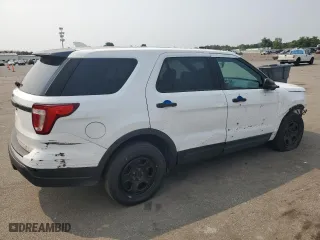 2016 Ford Utility Police Interceptor with VIN 1FM5K8AR9GGC62172, listed as a Copart auction lot 67755724 with 158,500 mi miles and Non Repairable. Bid and sale history available at carsss.com. Image 3.