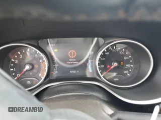 2020 Jeep Compass Latitude with VIN 3C4NJDBB1LT112466, listed as a Copart auction lot 57363495 with 40,155 mi miles and Salvage title. Bid and sale history available at DreamBid. Image 9.