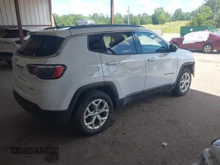 2024 Jeep Compass Latitude with VIN 3C4NJDBN3RT117560, listed as a IAAI auction lot 42732859 with 34,412 mi miles and . Bid and sale history available at DreamBid. Image 4.
