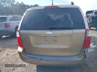 2009 Kia Sedona LX with VIN KNDMB233X96271235, listed as a IAAI auction lot 41681472 with 108,278 mi miles. Bid and sale history available at carsss.com. Image 16.