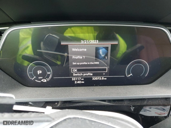 2019 Audi e-tron Prestige with VIN WA1VAAGE9KB014524, listed as a Copart auction lot 42891273 with 33,117 mi miles. Bid and sale history available at carsss.com. Image 9.