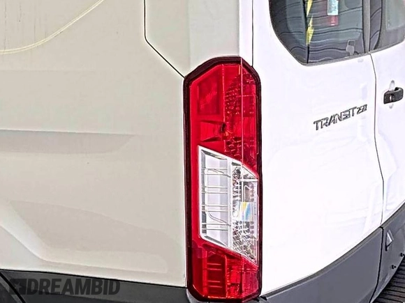 2020 Ford Transit Cargo z VIN 1FTBR1Y89LKA77943, wystawiony jako IAAI lot #42642576 z przebiegiem 144 064 mil mil oraz . Historia ofert i sprzedaży dostępna na DreamBid. Obrazek 24.