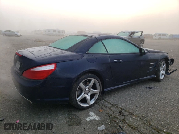 2013 Mercedes-Benz SL 550 z VIN WDDJK7DA3DF011013, wystawiony jako Copart lot #82830464 z przebiegiem 29 913 mil mil oraz Szkoda całkowita • Salvage title. Historia ofert i sprzedaży dostępna na DreamBid. Obrazek 3.