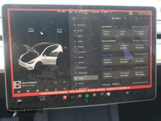 2024 Tesla Model Y с VIN 7SAYGDED3RF182859, выставлен на аукционе Copart как лот 61368825 с пробегом 13 914 миль миль и Списание • Salvage title. История ставок и продаж доступна на DreamBid. Изображение 9.