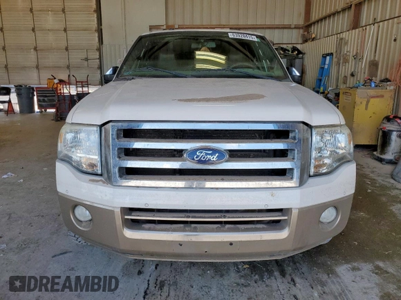 2014 Ford Expedition Max XLT with VIN 1FMJK1H51EEF18452, listed as a Copart auction lot 63928415 with Not provided miles and Salvage title. Bid and sale history available at DreamBid. Image 5.