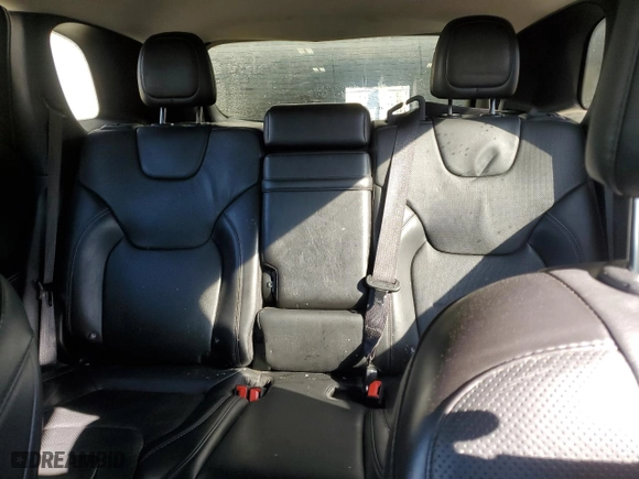 2019 Jeep Cherokee Limited with VIN 1C4PJMDN9KD134218, listed as a Copart auction lot 48501725 with 125,916 mi miles and Clean Title. Bid and sale history available at carsss.com. Image 10.