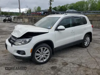 2016 Volkswagen Tiguan SE z VIN WVGBV7AX4GW572089, wystawiony jako Copart lot #57570445 z przebiegiem 114 091 mil mil oraz Szkoda całkowita • Salvage title. Historia ofert i sprzedaży dostępna na DreamBid. Obrazek 1.
