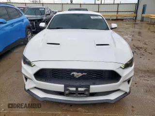 2019 Ford Mustang EcoBoost z VIN 1FA6P8TH4K5130459, wystawiony jako Copart lot #55672025 z przebiegiem 61 405 mil mil oraz Czysty tytuł • Clean title. Historia ofert i sprzedaży dostępna na DreamBid. Obrazek 5.