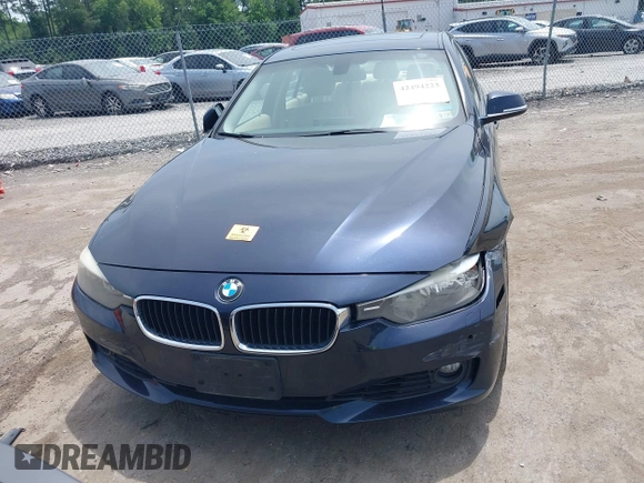 2014 BMW 3 Series 328i xDrive with VIN WBA3B5G51ENS11317, listed as a IAAI auction lot 42494223 with 171,528 mi miles and . Bid and sale history available at DreamBid. Image 12.