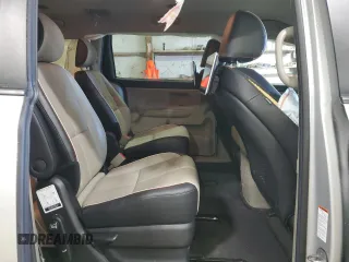 2021 Kia Sedona EX with VIN KNDMB5C17M6671469, listed as a Copart auction lot 89316135 with 41,614 mi miles and Salvage Title. Bid and sale history available at carsss.com. Image 12.