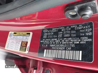 2024 Hyundai Venue SEL z VIN KMHRC8A38RU311795, wystawiony jako IAAI lot #42057265 z przebiegiem 5485 mil mil oraz . Historia ofert i sprzedaży dostępna na DreamBid. Obrazek 9.