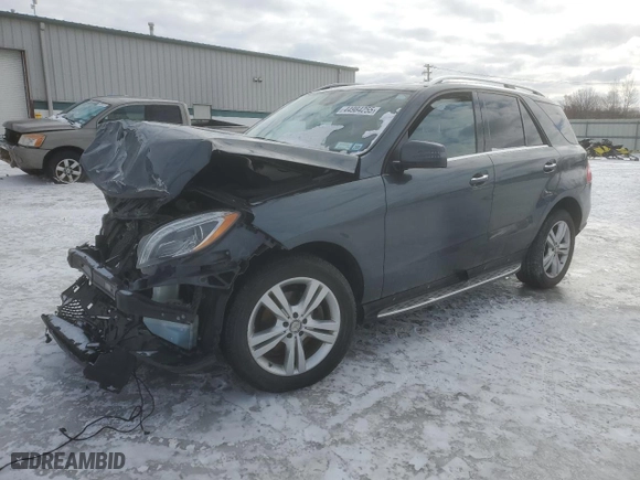 2014 Mercedes-Benz M-Class ML 350 with VIN 4JGDA5HB3EA395273, listed as a Copart auction lot 44984255 with 0 mi miles and Salvage Title. Bid and sale history available at carsss.com. Image 1.