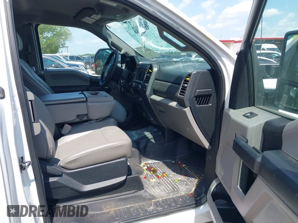 2018 Ford F-250 XL с VIN 1FT7X2A69JEB53733, выставлен на аукционе IAAI как лот 42692823 с пробегом 111 793 миль миль и . История ставок и продаж доступна на DreamBid. Изображение 5.